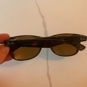 Ray-Ban sunglasses, barely worn, like new.